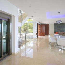 Sapphire Invest033